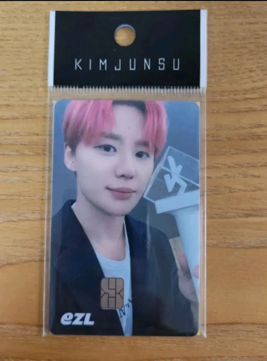 김준수  EZL Transit card  (ARTIST ver.) 팝니다